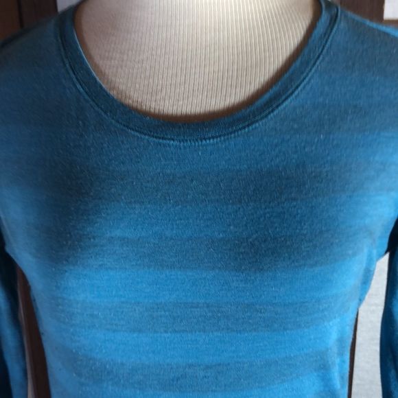 American Eagle large long muted striped t shirt, long sleeves retro/ 2010. - Picture 3 of 12